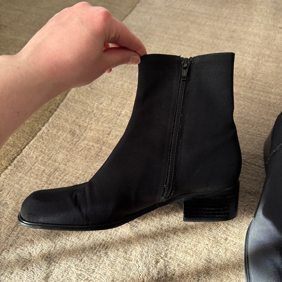 Vintage Stuart Weitzman Black Nylon Gore-Tex Boots Y2K / 90s - Picture 3 of 11